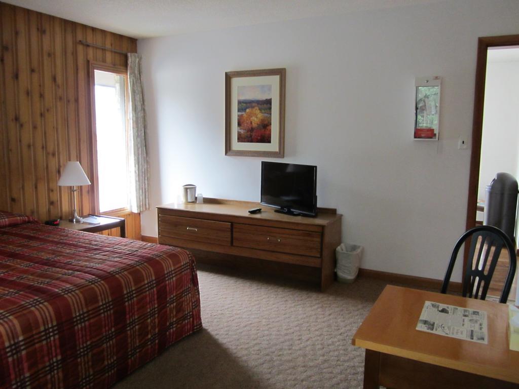 The Gateway Inn Canmore Rum bild